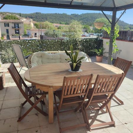 Appartement Provencal Avec Terrasse Dans Le Var Les Arcs-sur-Argens Exterior photo
